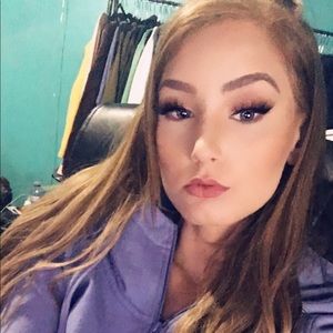 Meet your Posher, Stephanie